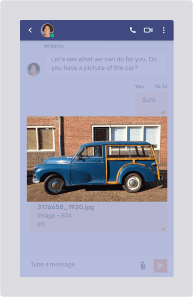 Enlarged preview of an image in the minimized UI